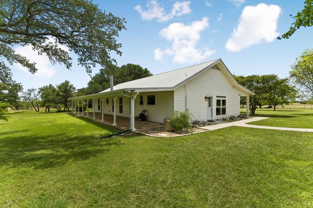 4320 County Road 223, Florence, TX 76527