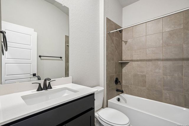 11361 Feather Vale, San Antonio, TX 78254