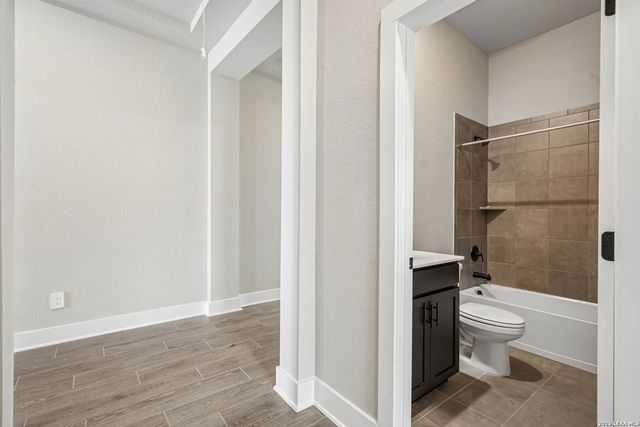 11361 Feather Vale, San Antonio, TX 78254