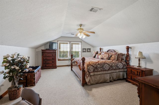 7301 Comer Lane, Weatherford, TX 76085