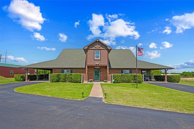 7301 Comer Lane, Weatherford, TX 76085