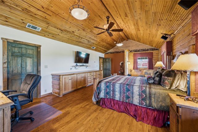7301 Comer Lane, Weatherford, TX 76085