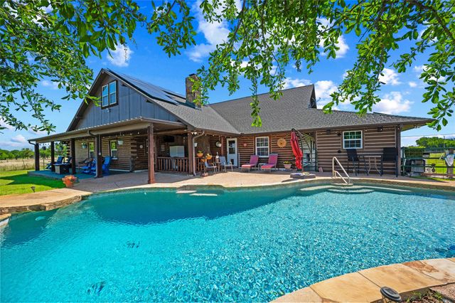 7301 Comer Lane, Weatherford, TX 76085