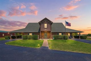 7301 Comer Lane, Weatherford, TX 76085
