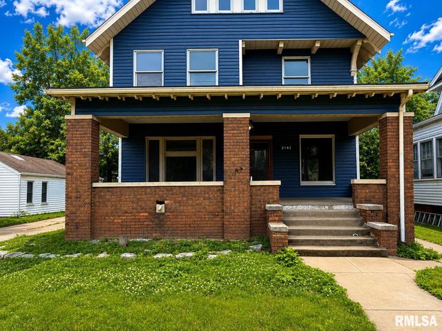 2141 N PROSPECT Road, Peoria, IL 61603
