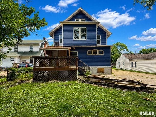 2141 N PROSPECT Road, Peoria, IL 61603