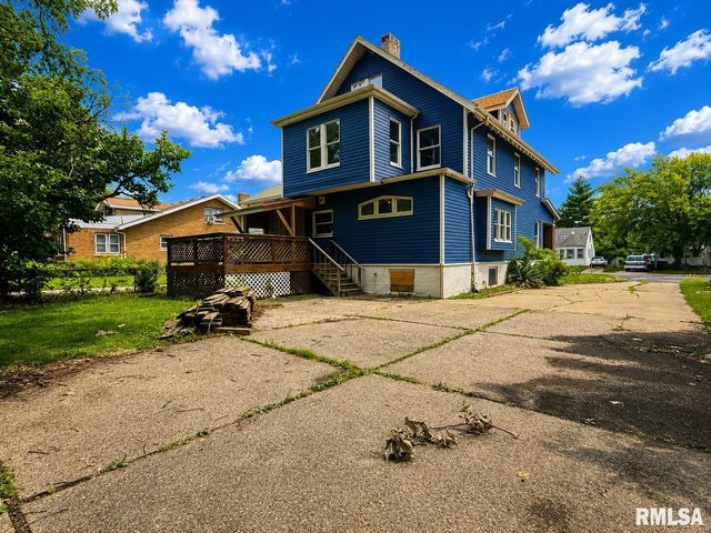 2141 N PROSPECT Road, Peoria, IL 61603
