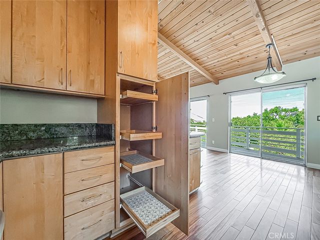 1496 Kathleen Drive, Newbury Park, CA 91320