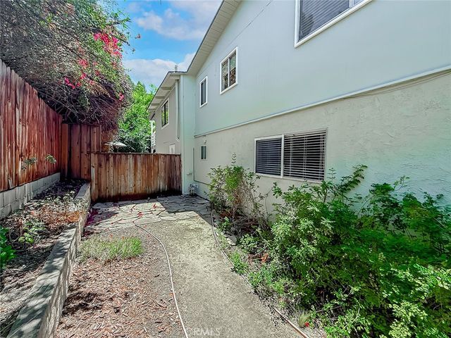 1496 Kathleen Drive, Newbury Park, CA 91320