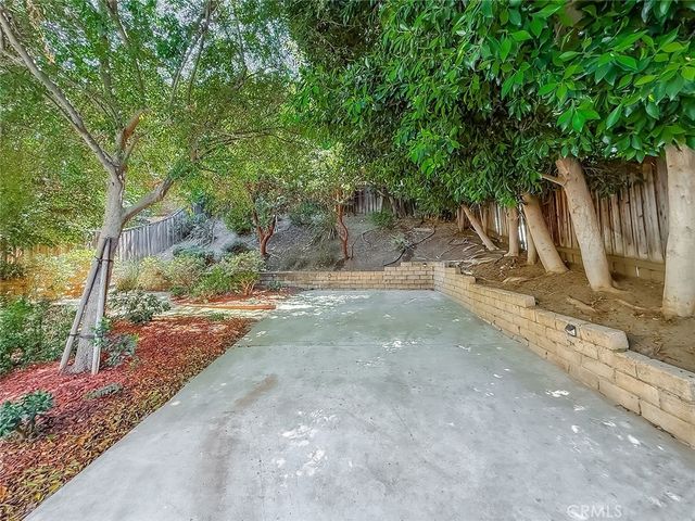 1496 Kathleen Drive, Newbury Park, CA 91320