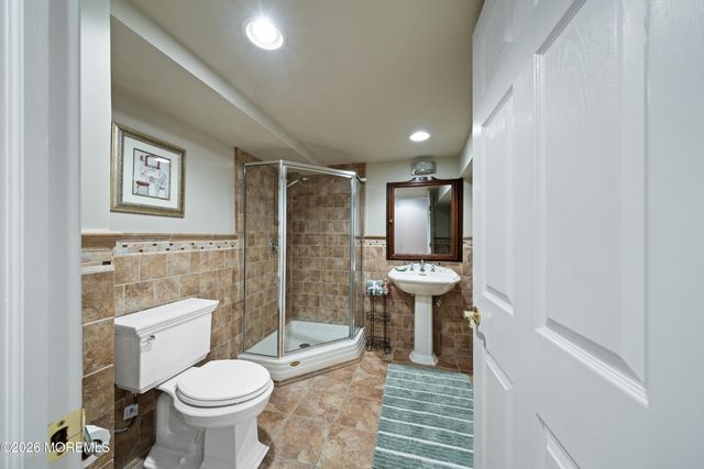 15 Rodeo Drive, Jackson, NJ 08527