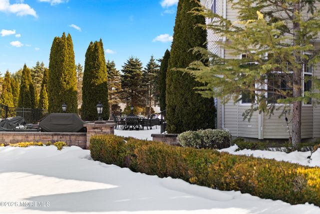 15 Rodeo Drive, Jackson, NJ 08527