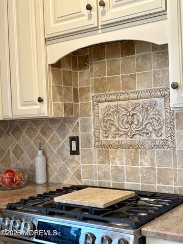 15 Rodeo Drive, Jackson, NJ 08527