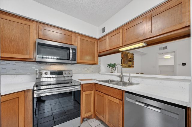 5626 Preston Oaks Road 36B, Dallas, TX 75254