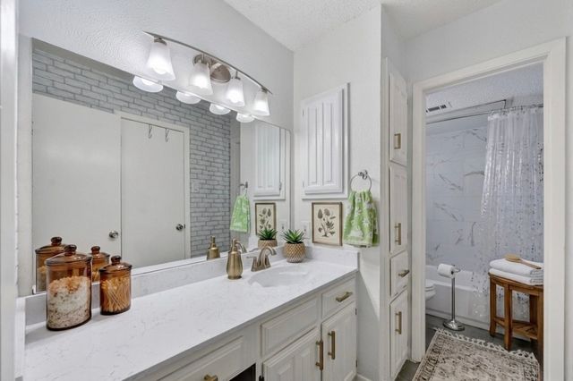 5626 Preston Oaks Road 36B, Dallas, TX 75254