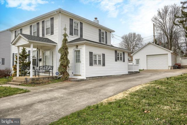 45 W ROOSEVELT AVE, Middletown, PA 17057
