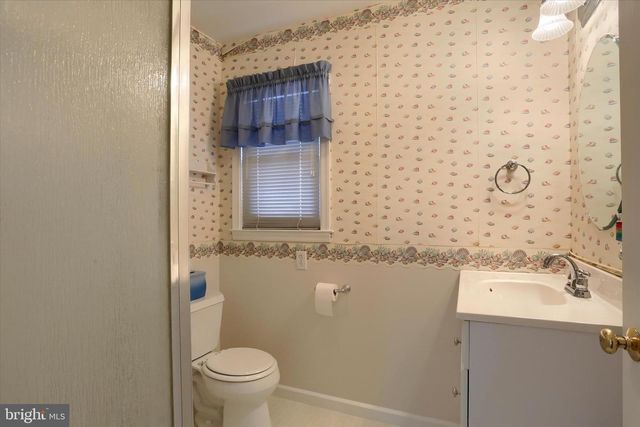 45 W ROOSEVELT AVE, Middletown, PA 17057