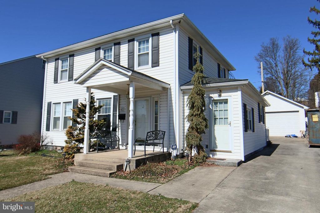 45 W ROOSEVELT AVE, Middletown, PA 17057