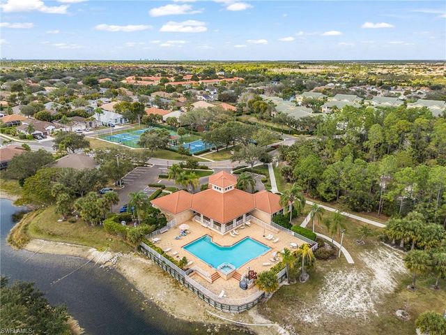 347 Burnt Pine DR, Naples, FL 34119