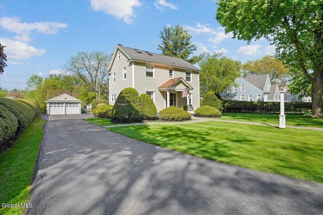 718 Riverside Avenue, Glenville, NY 12302