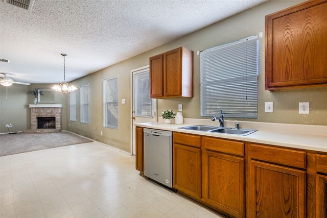 2532 Timberbrook Trail, Mckinney, TX 75071