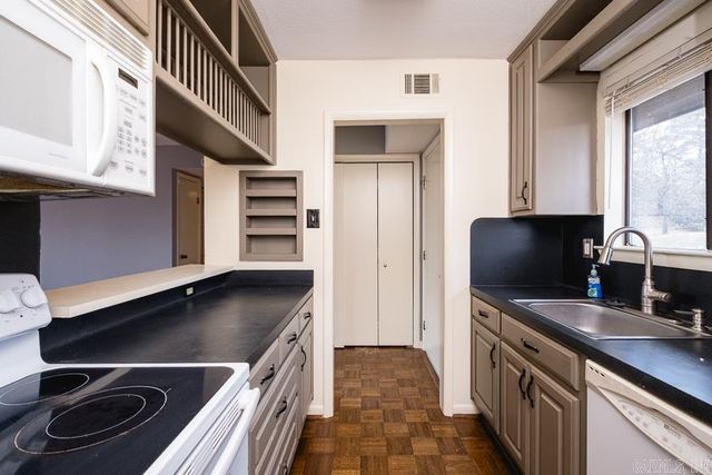 1201 North Pierce Apt. 12, Little Rock, AR 72207