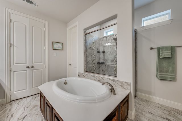 8229 Lindsay Gardens, The Colony, TX 75056