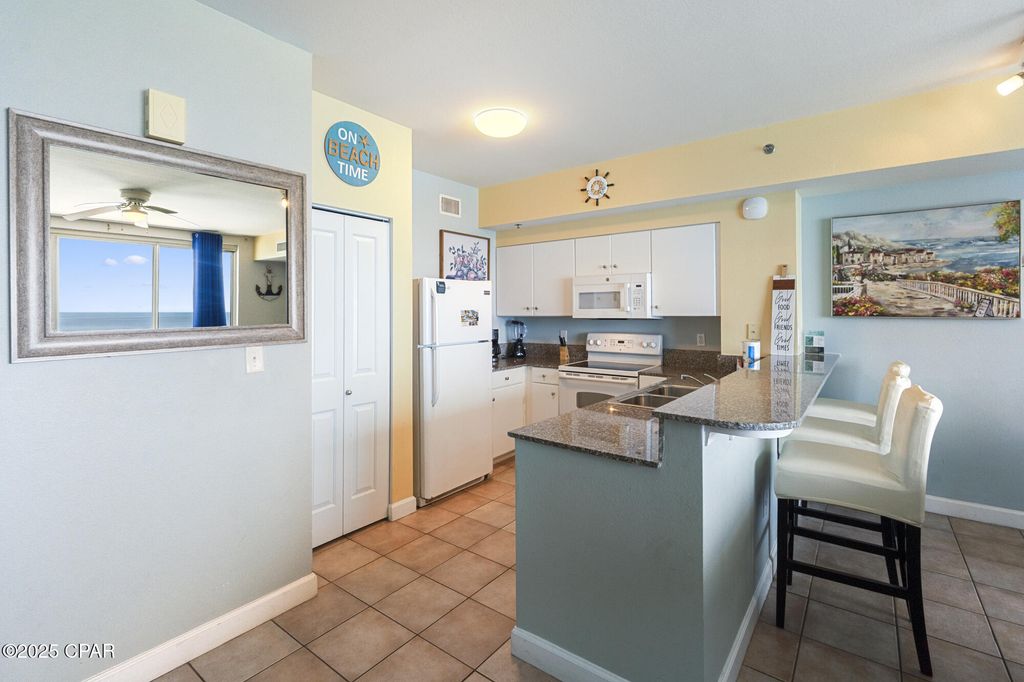 Image 11 of property listing at 9900 Thomas Drive 1330, Panama City Beach, FL 32408