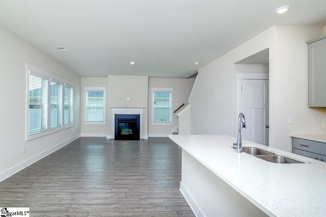 325 Roderick Lane, Greenville, SC 29605