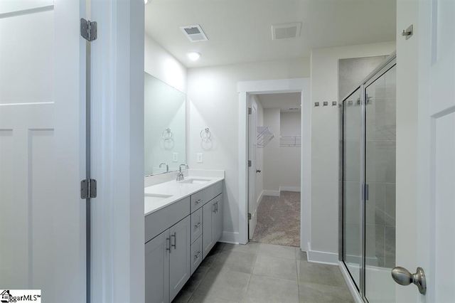 325 Roderick Lane, Greenville, SC 29605