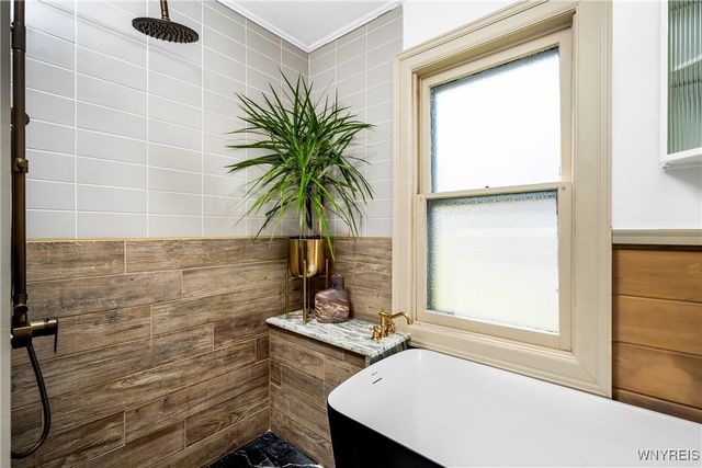 95 Russell Street, Buffalo, NY 14214