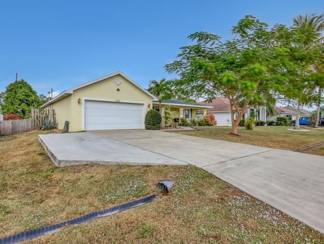 1357 SW Hebner Avenue, Port St Lucie, FL 34953