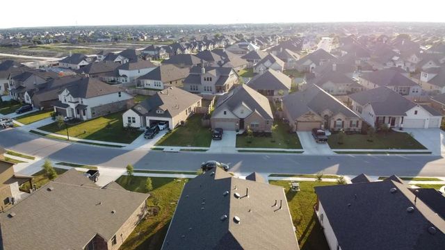 20301 CRESTED CARACARA LN, Pflugerville, TX 78660