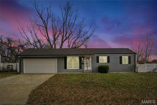906 Love Drive, O'fallon, MO 63366