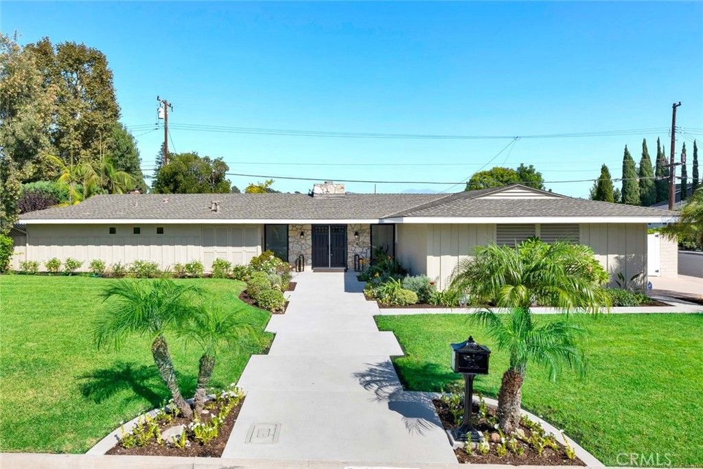 13232 Sandhurst Place, Santa Ana, CA 92705 — exterior