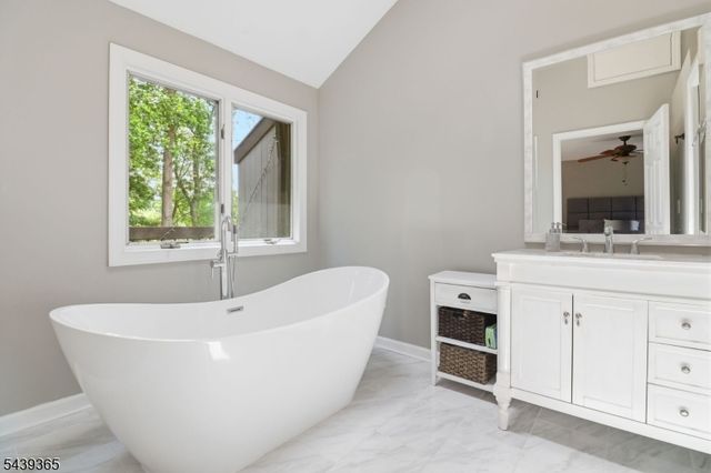 9 Shelley Pl, Morris Twp., NJ 07960