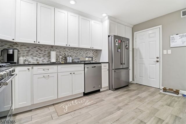 9 Shelley Pl, Morris Twp., NJ 07960