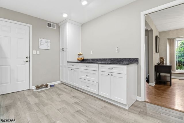 9 Shelley Pl, Morris Twp., NJ 07960