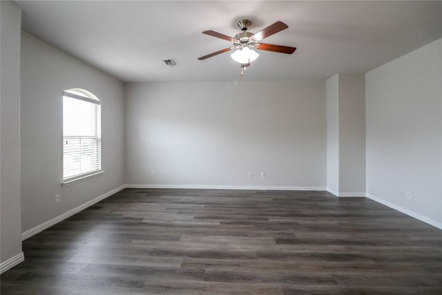 9909 Tule Lake Road, Fort Worth, TX 76177