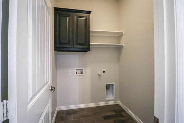 9909 Tule Lake Road, Fort Worth, TX 76177