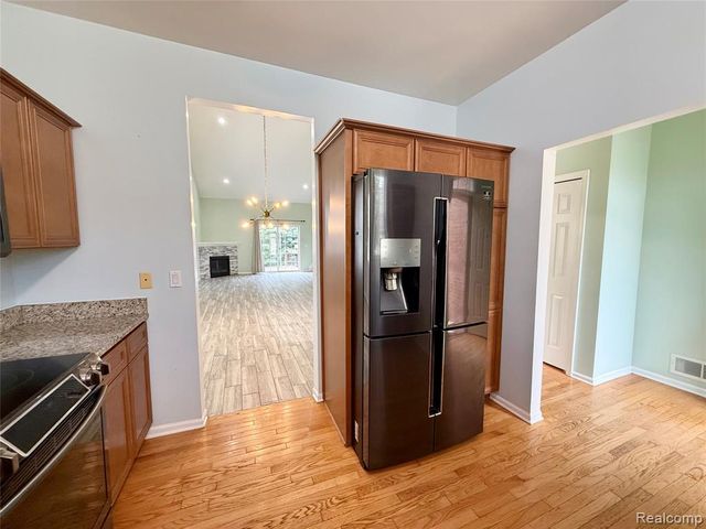 48840 Stonebriar Drive, Canton, MI 48188