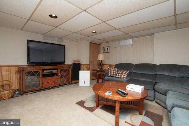 2332 BOYD RD, Huntingdon Valley, PA 19006