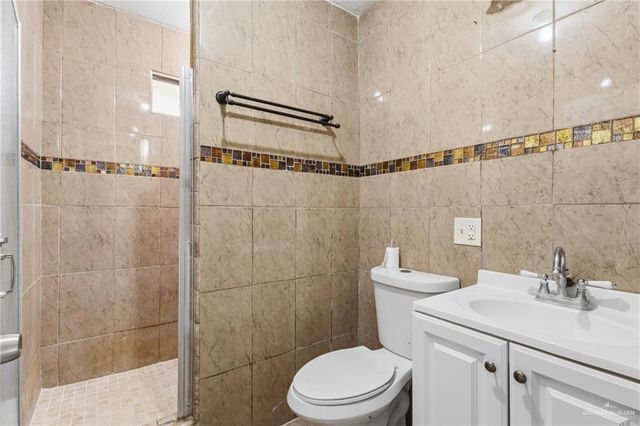 335 Watts Avenue, Progreso, TX 78596