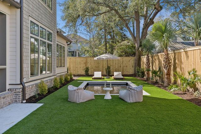 740 Atlantic Street, Mount Pleasant, SC 29464