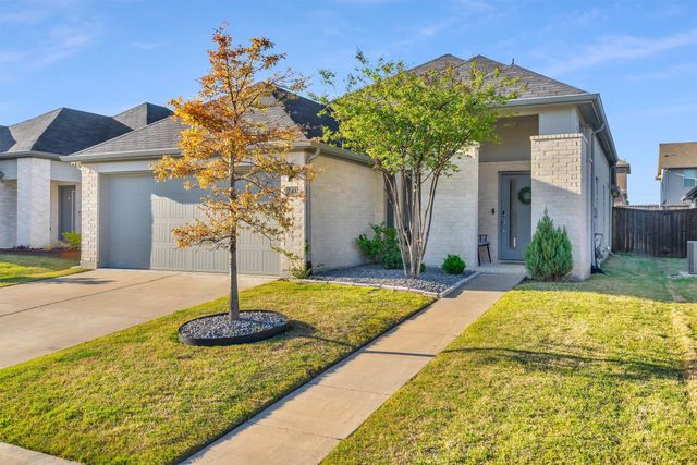 2432 Rocky Mountain Drive, Royse City, TX 75189