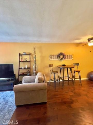 5585 E Pacific Coast 152, Long Beach, CA 90804