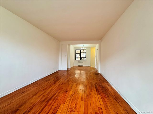 2518 Union Street 2E, Flushing, NY 11354