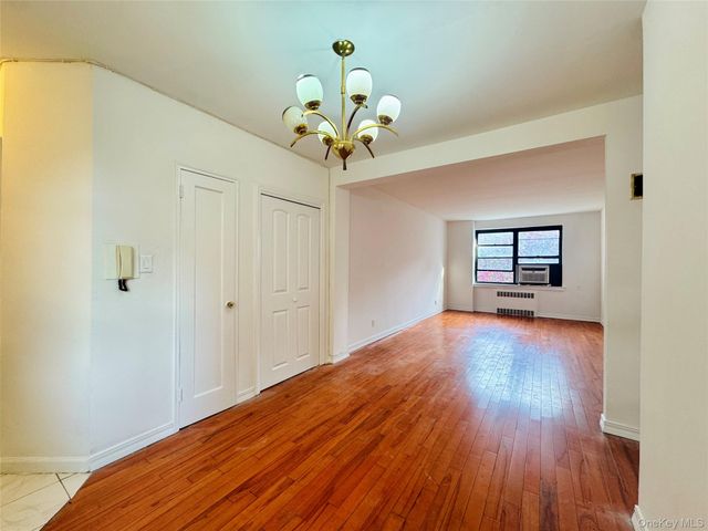 2518 Union Street 2E, Flushing, NY 11354