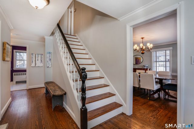 15 Avondale Road, West Hartford, CT 06117