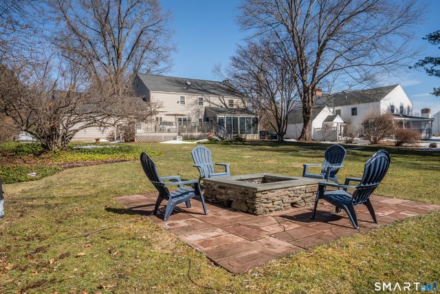 15 Avondale Road, West Hartford, CT 06117